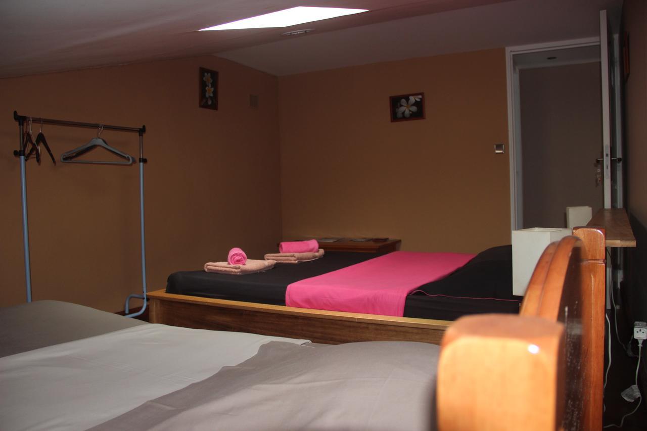 Le Colibri Bed and Breakfast Le Dix-Septieme Exteriör bild